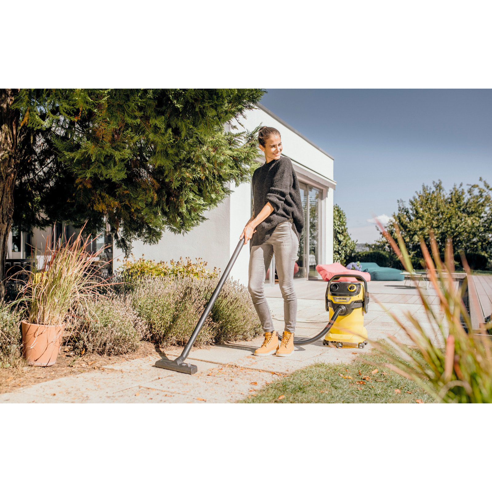 Aspirateur eau et poussière Karcher WD 5 V-25/5/22 - Puissance 1100W- Capacité 25L- Cuve plastique- Flexible 5m- Nettoyage du filtre