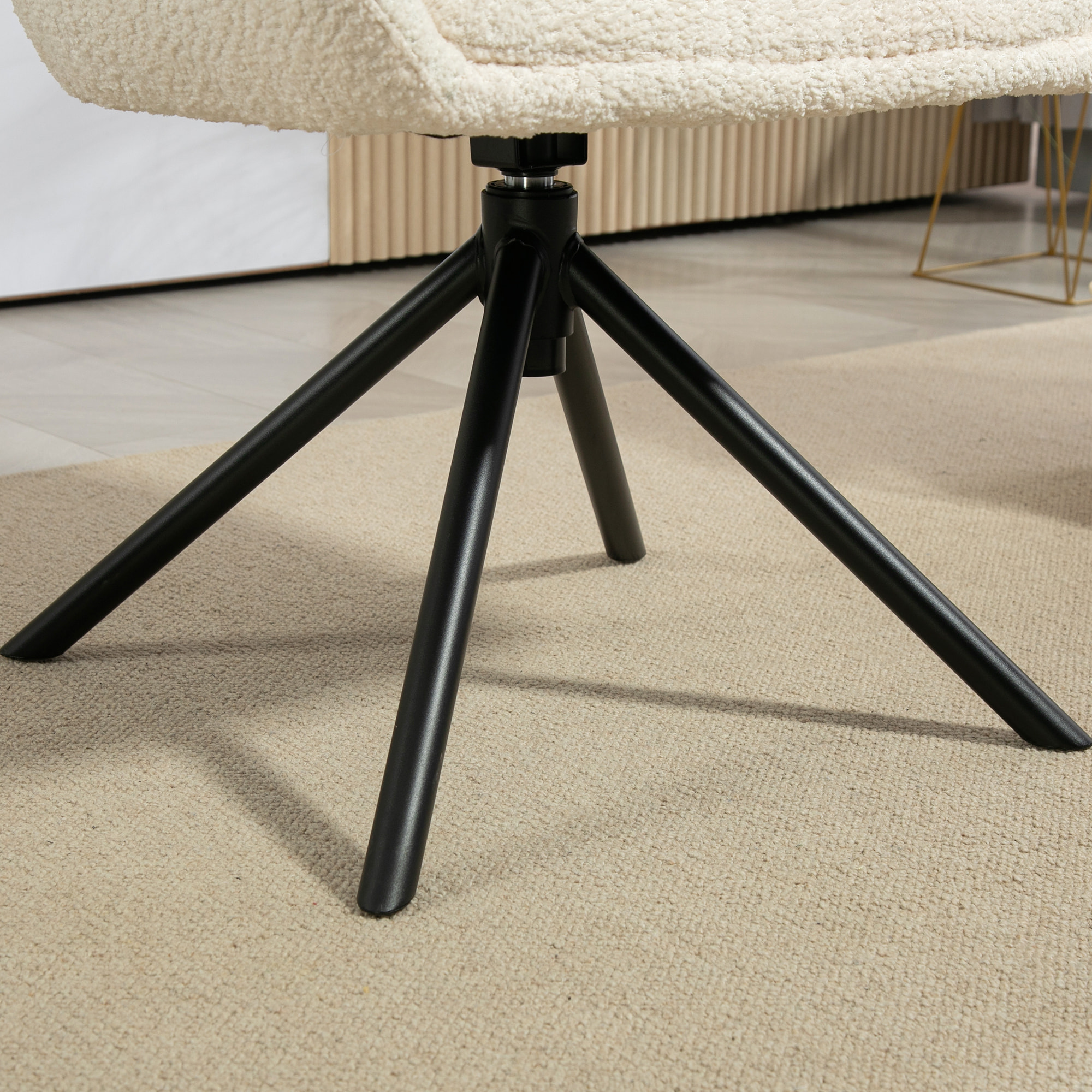 Chaise de salle à manger pivotante design effet laine bouclée crème piètement croisé métal noir