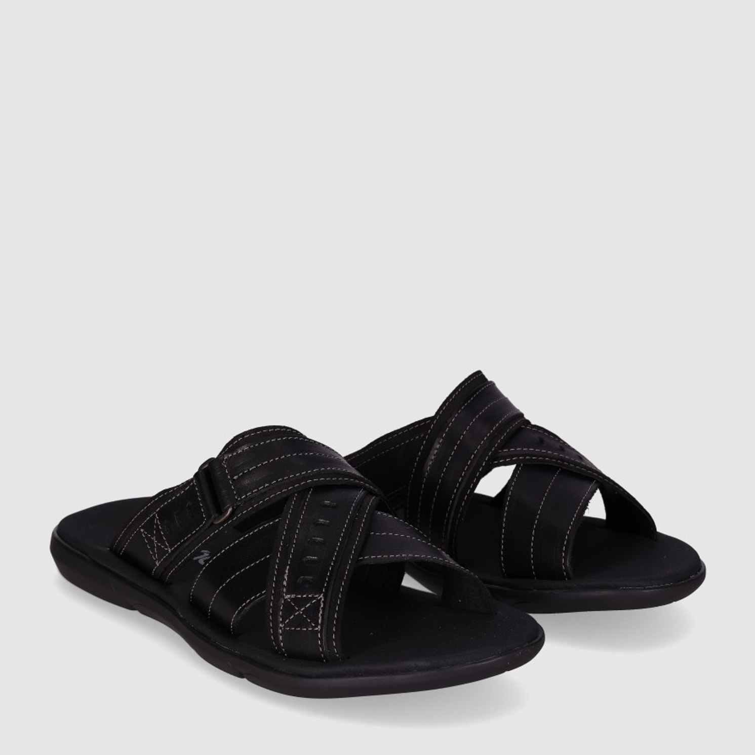 Sandalias de Piel - Negro - Tacón: Bajo