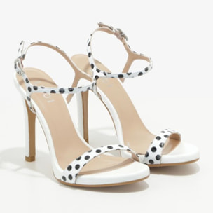 SANDALIAS BLANCAS YITA