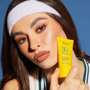 CREMA SOLARE VISO Crema solare protettiva viso SPF 30