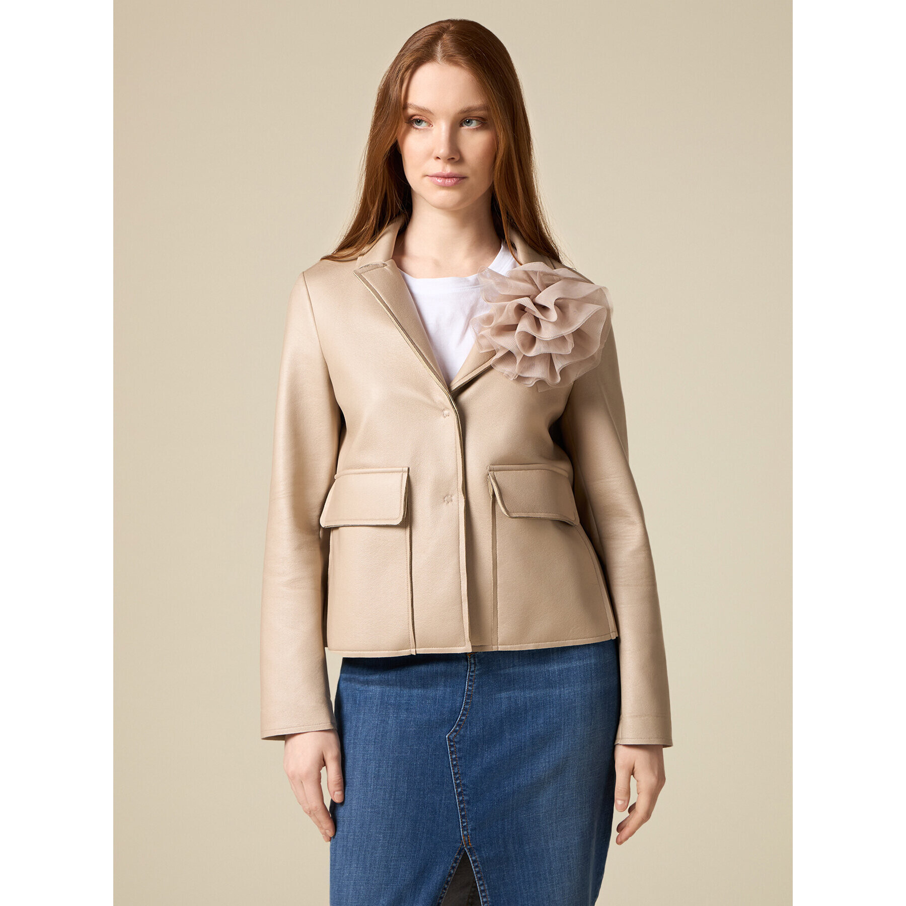 Oltre - chaquetón corto con maxi broche - Beige