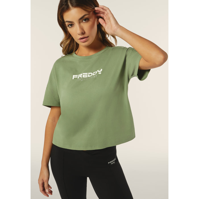 T-shirt donna comfort fit corta con stampa e spacchi