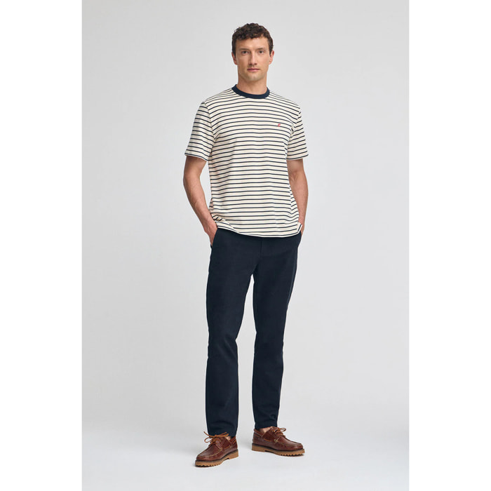 Camiseta de rayas azul marino y beige con monograma bordado