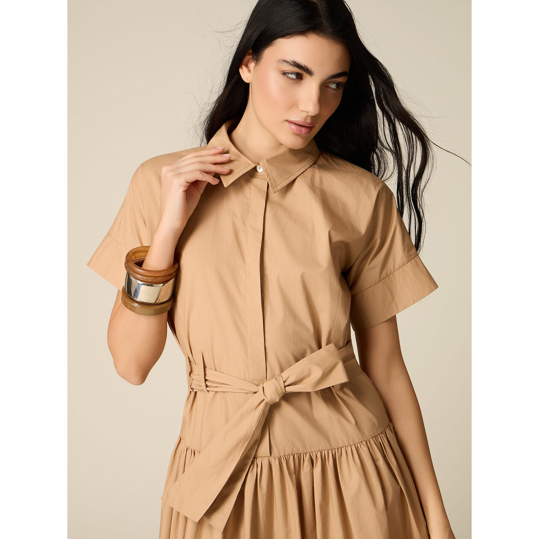 Oltre - Vestido camisero en popelín con fajín - Beige