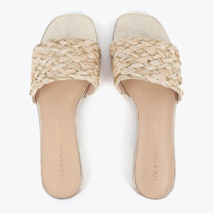 Sandalo basso in effetto rafia metallizzata