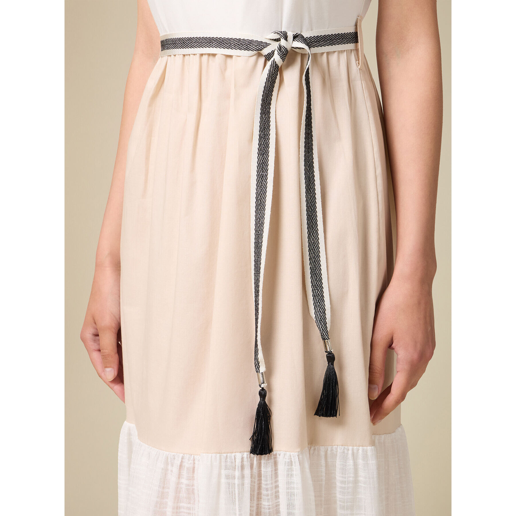 Oltre - Vestido con volante de encaje - Blanco