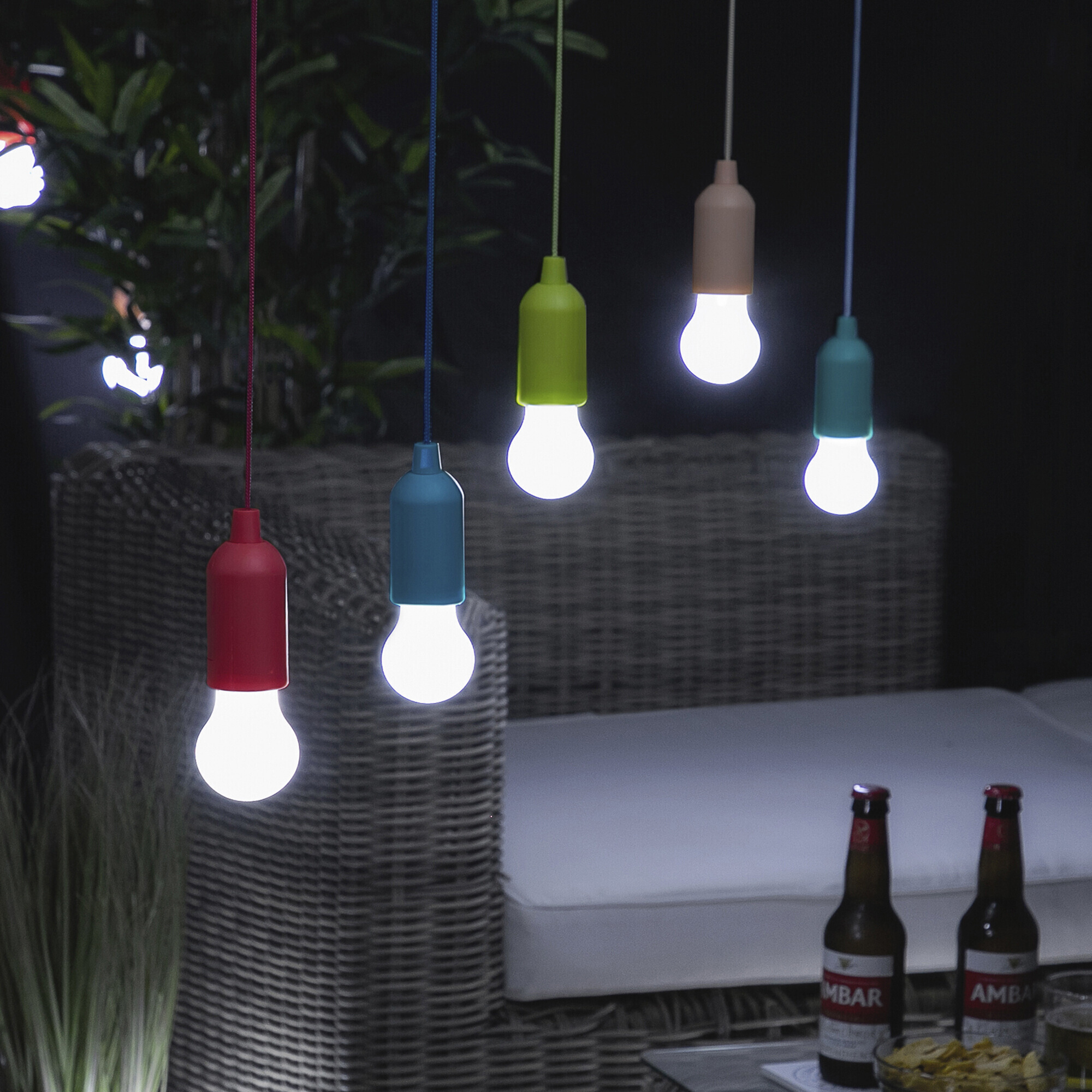 Lampadina LED Portatile Con Corda - Ø5,5x16,5 cm