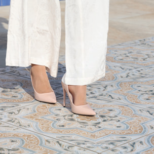 Dècolletè pumps in simil pelle verniciata con tacco a spillo