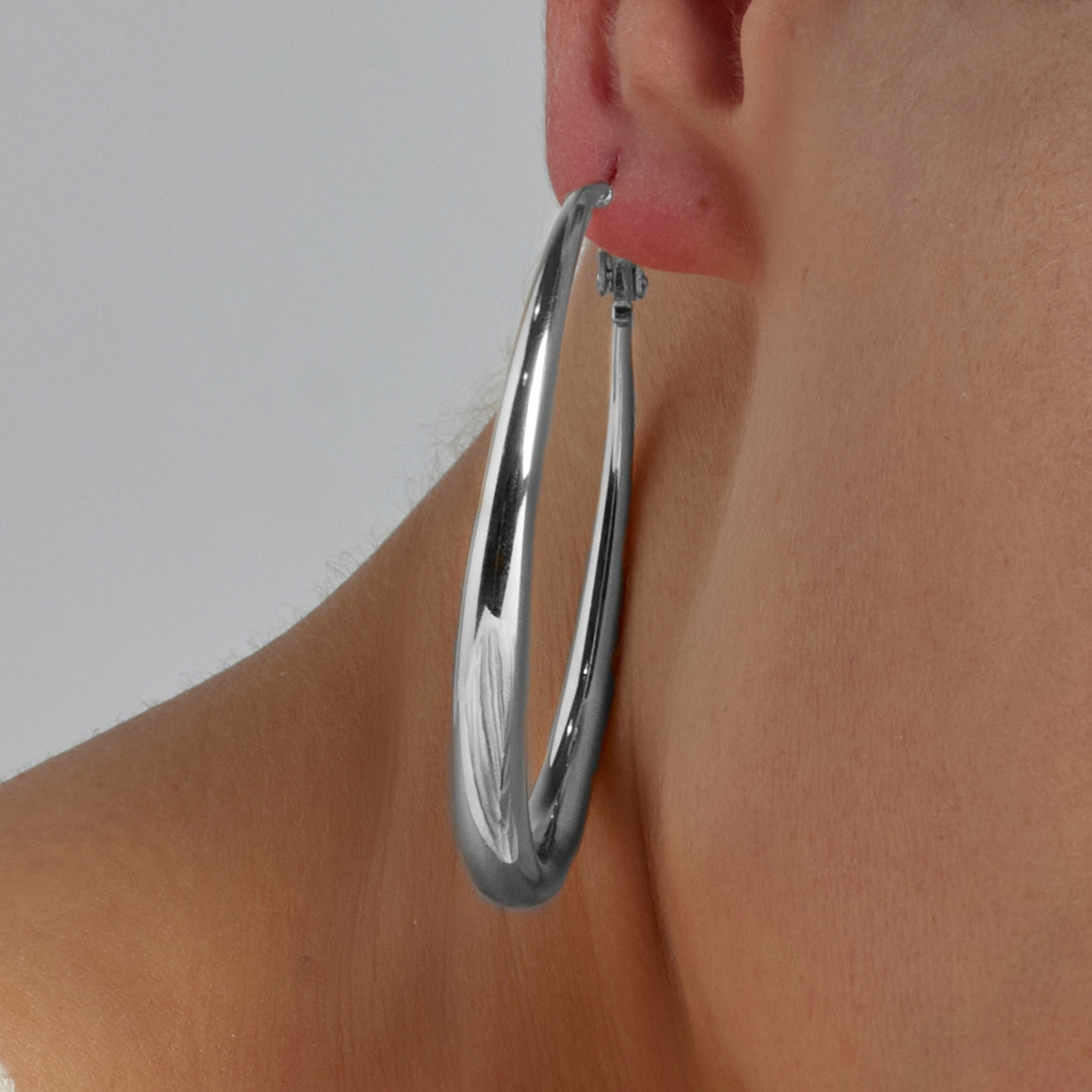 Pendientes de 47mm de diámetro acabado plata
