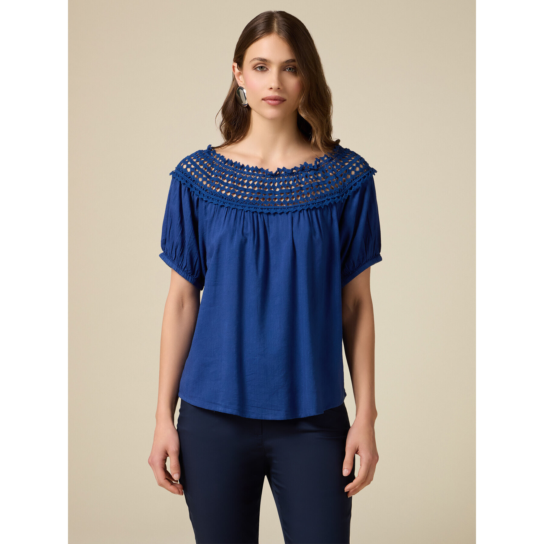 Oltre - Camiseta con borde de macramé - Azul