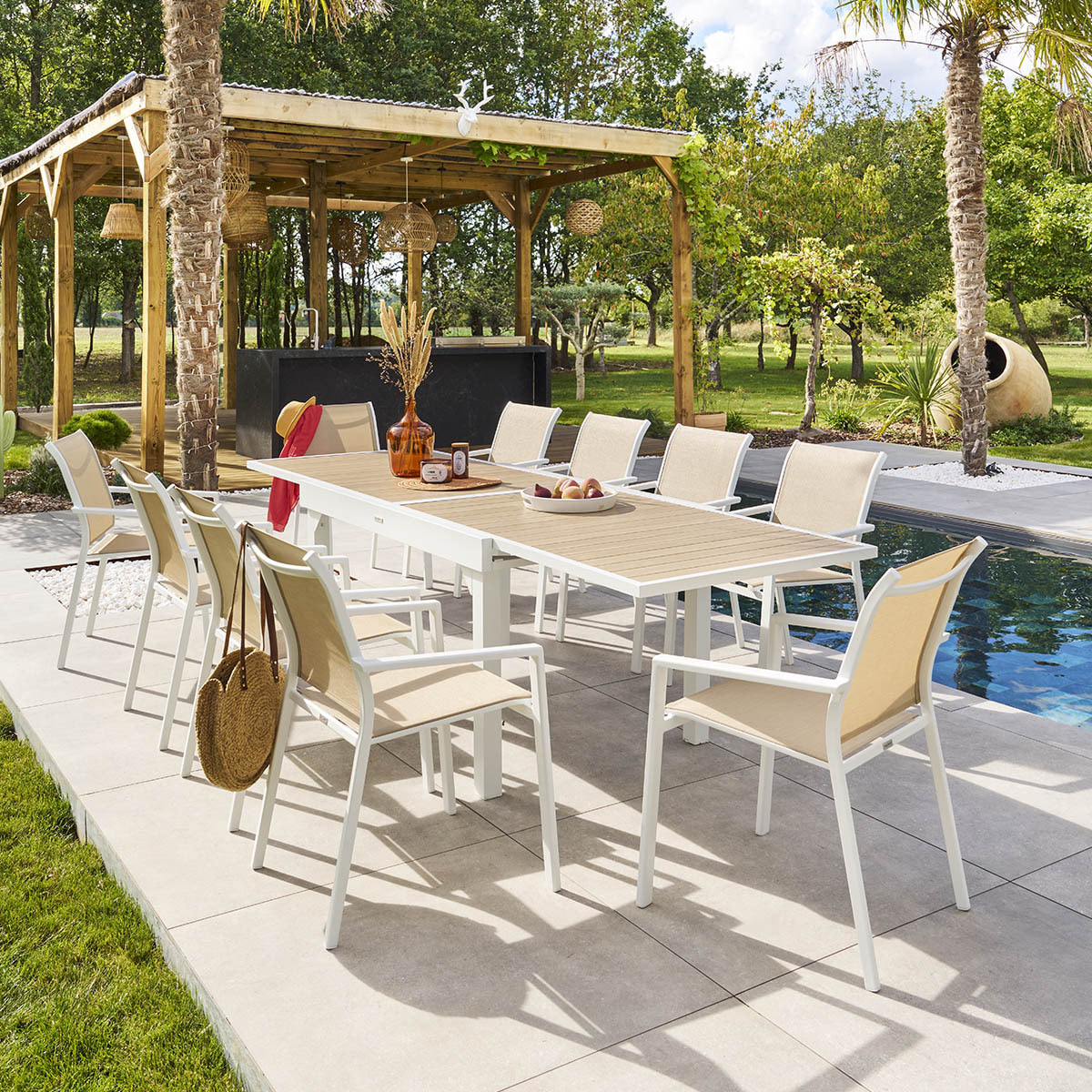 Table de jardin extensible "Piazza" lin & blanc 10 places en aluminium traité en epoxy
