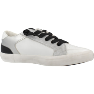 Zapatillas Niño de la marca GEOX  modelo J GISLI GIRL BLANCO
