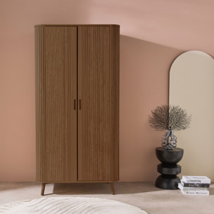 Armoire décor bois rainuré avec étagère et penderie LEGACY