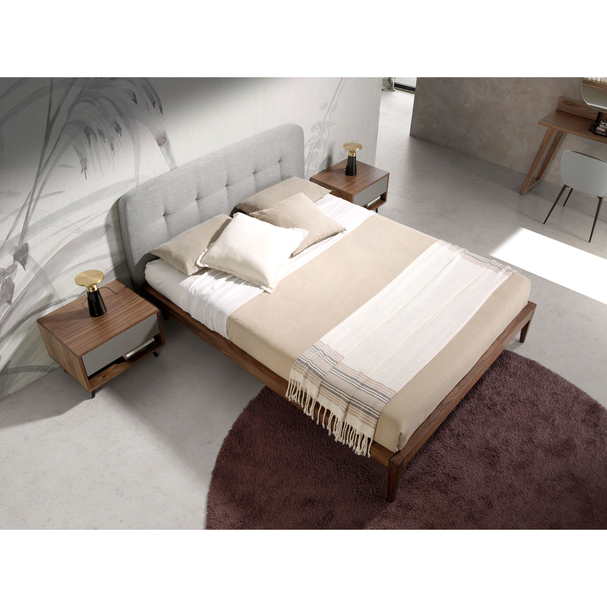 Cama Angel Cerdá capitoné de matrimonio con un cabecero en tela en gris y de madera chapada en nogal natural 172x217x98cm