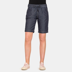 BERMUDA CON ELASTICO IN VITA E LACCETTO. Vita e gamba regolare.