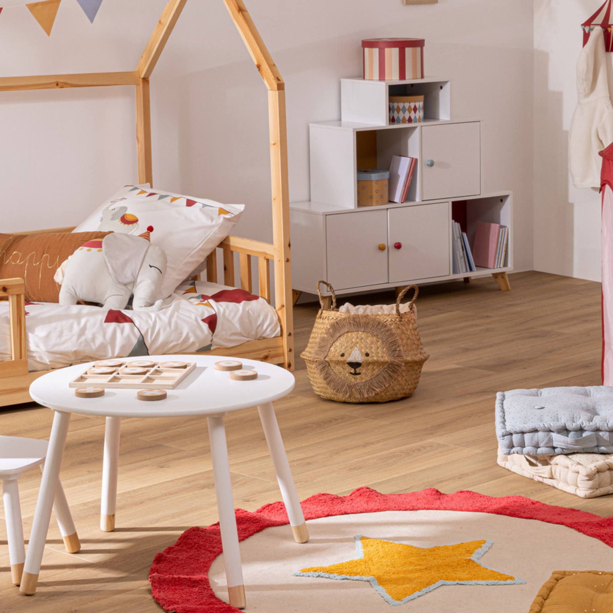 Cesta infantil "Lion" de caña