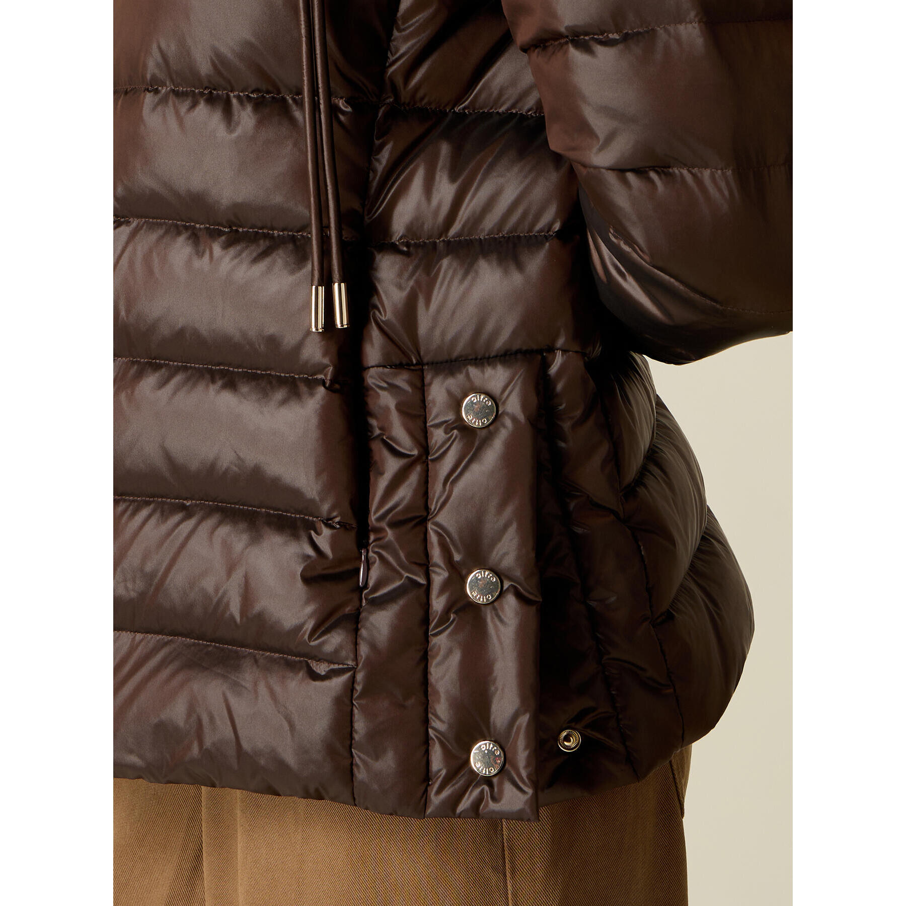 Oltre - Piumino lightweight con cappuccio - Marrone