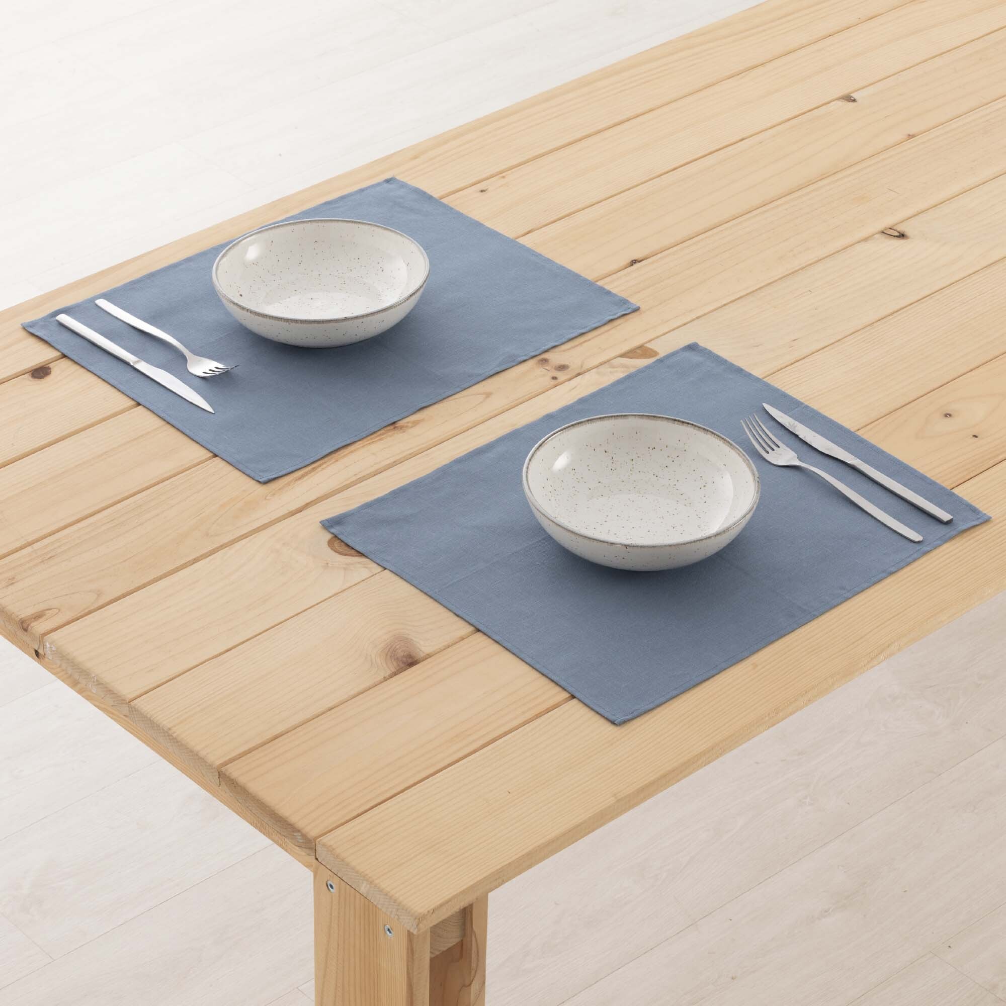 Lot de 2 sets de table imperméables et anti-taches 100% lin Denim Bleu 45x35 cm