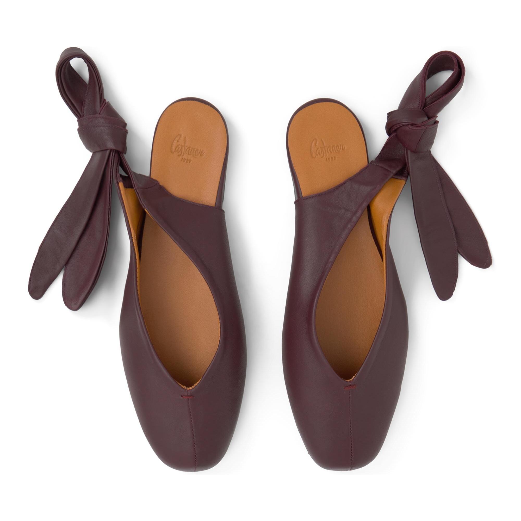 Bailarina plana Sybil en napa con cierre de cintas