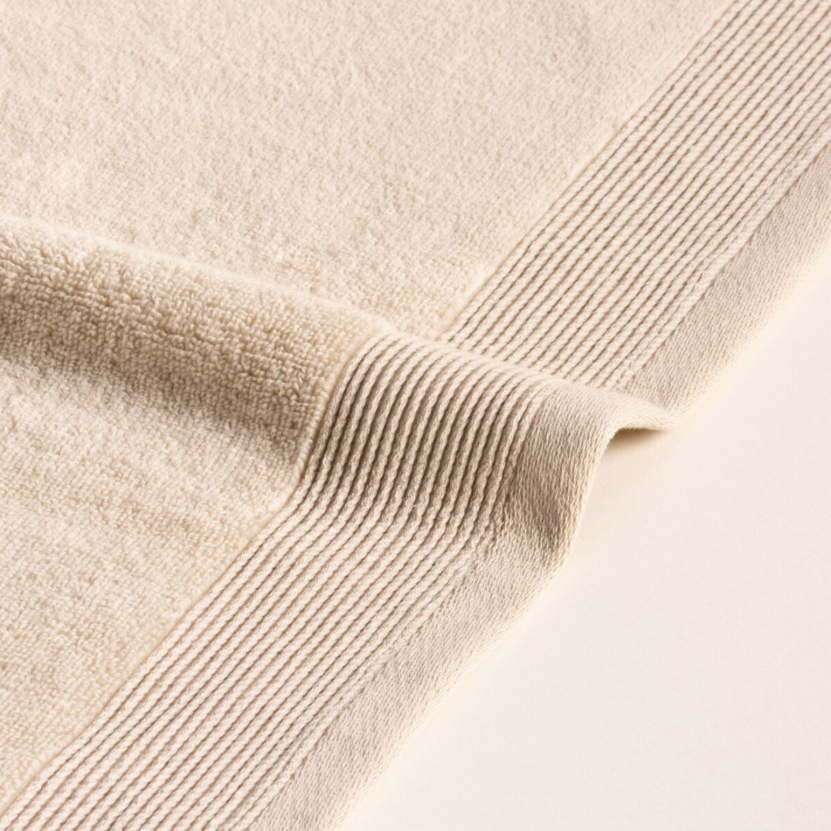 Lot de 4 serviettes Harmony Sand - Zero Twist - 600 grammes