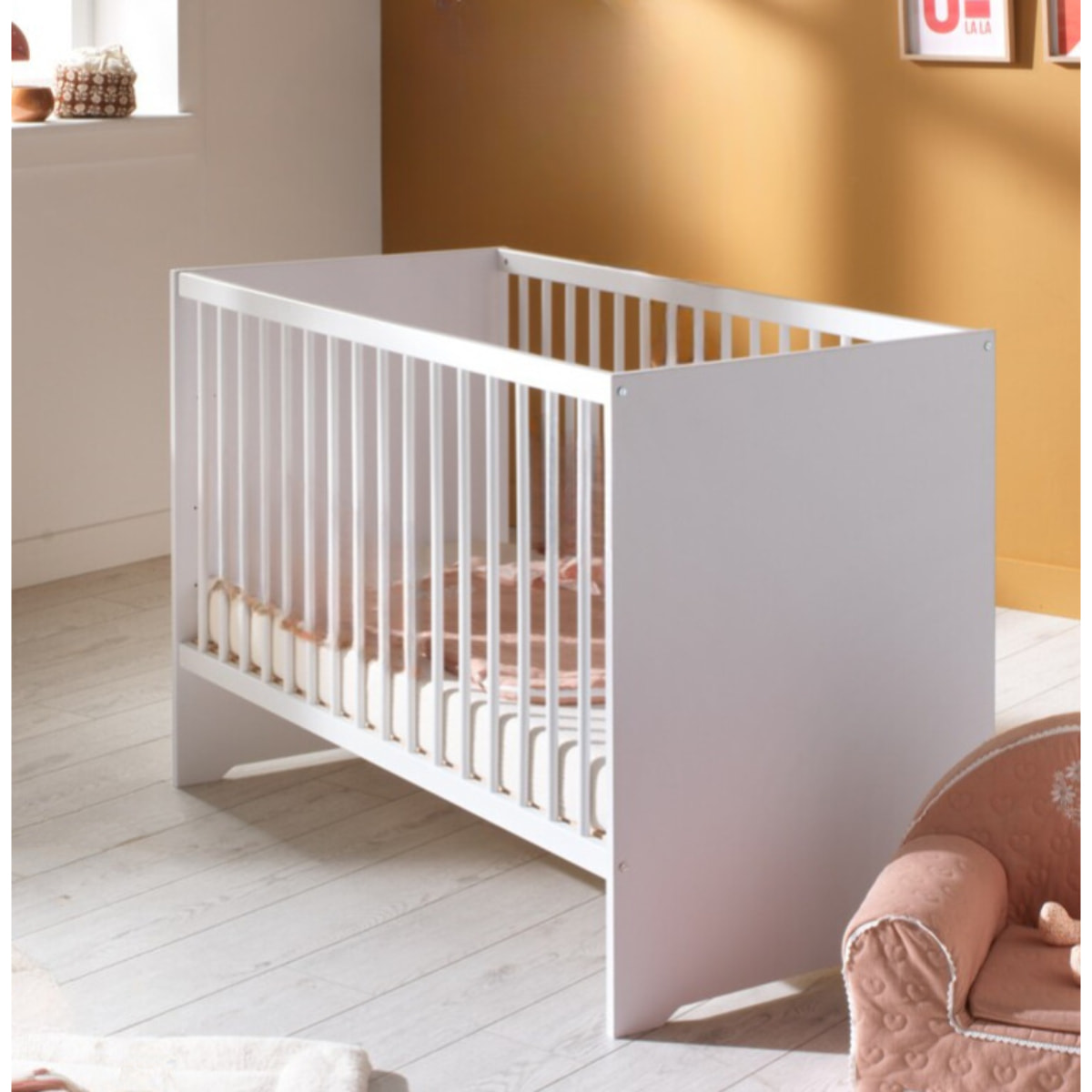 Chambre complète bébé avec lit 120x60cm et commode à langer