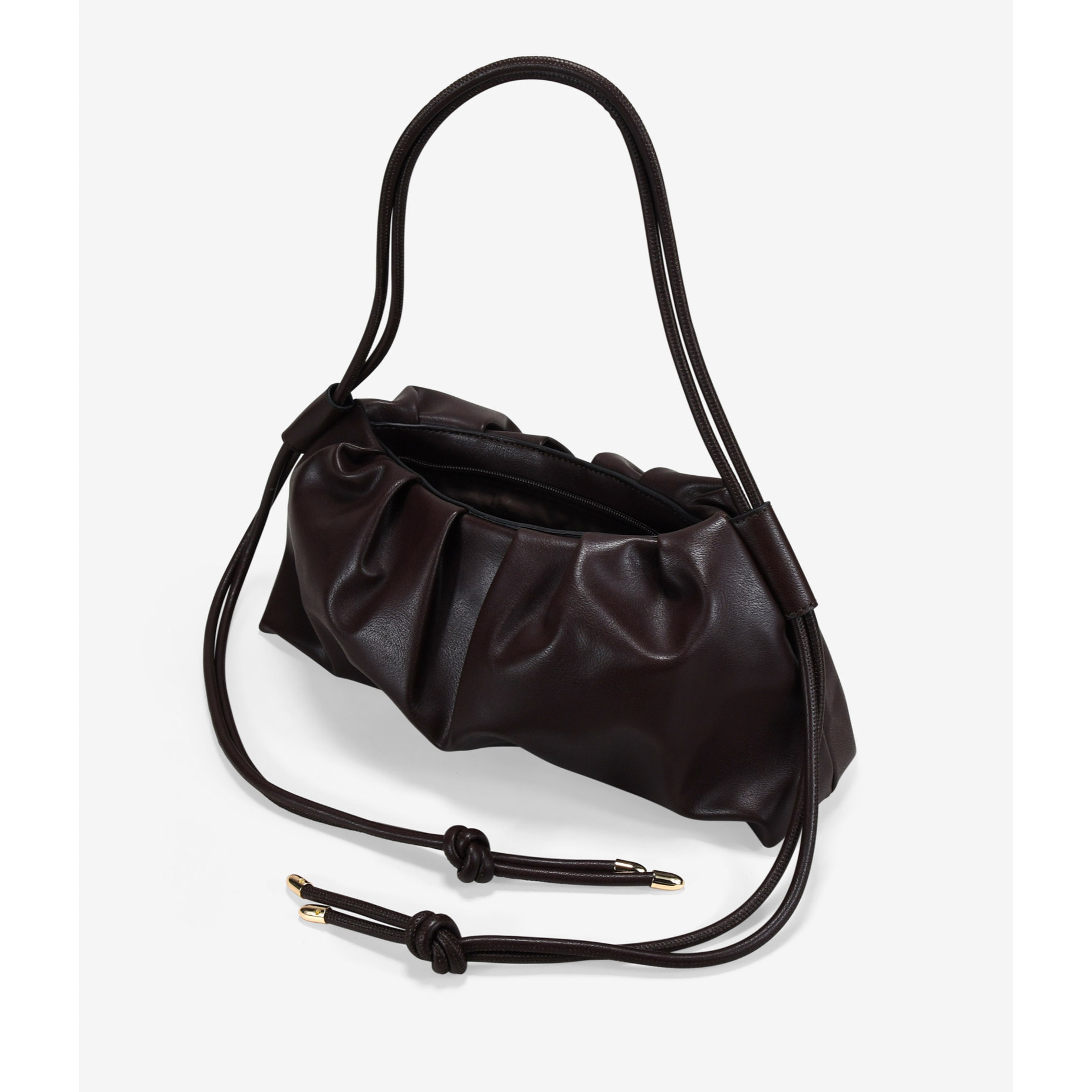 Bolso bandolera marrón con fruncido