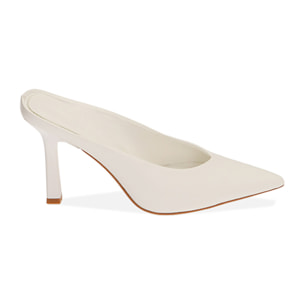 Sabot blancos, tacón de 9 cm.