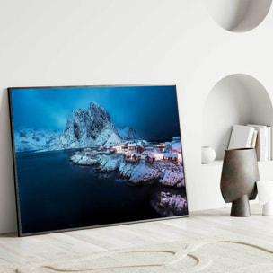 Affiche encadrée village nordique enneigé Affiche + cadre en métal - Noir