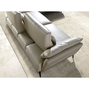 Sofá chaise longue Angel Cerdá derecha de 5 plazas tapizado en piel de origen vacuno en arena patas de acero inoxidable en negro 341x254x94cm