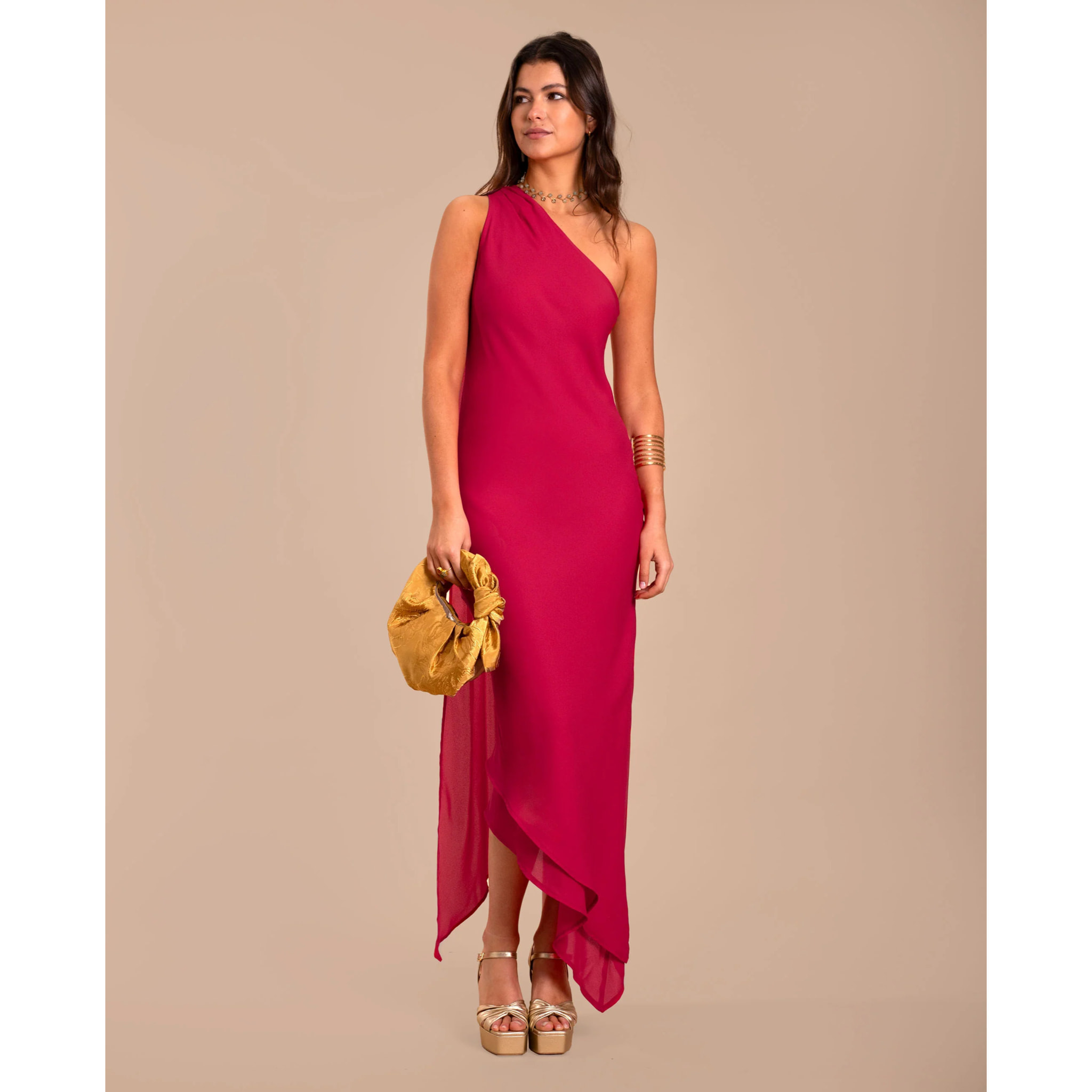 Vestido asimétrico con fular