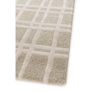 CALEDONIA Alfombra con diseÃ±o a cuadros en verde, varias medidas disponibles.