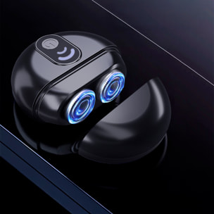 Afeitadora eléctrica con 2 velocidades y tapa protectora.