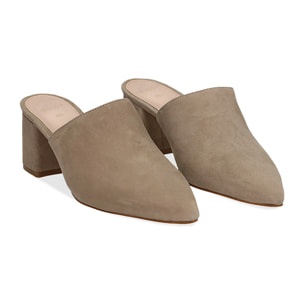 Mules taupe in camoscio, tacco 6 cm