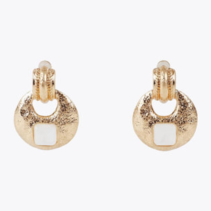 Orecchini incastonati in metallo martellato