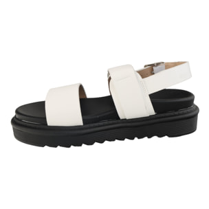 Sandali platform con fibbie
