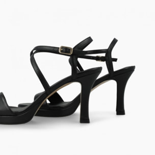 SANDALIAS NEGRAS LESERA