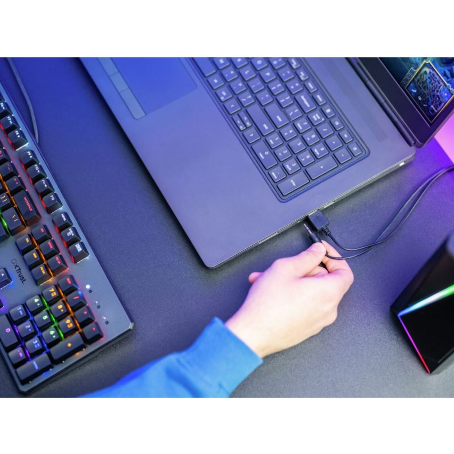 Enceinte PC TRUST ZOXA 2.0 RGB LED  GXT609