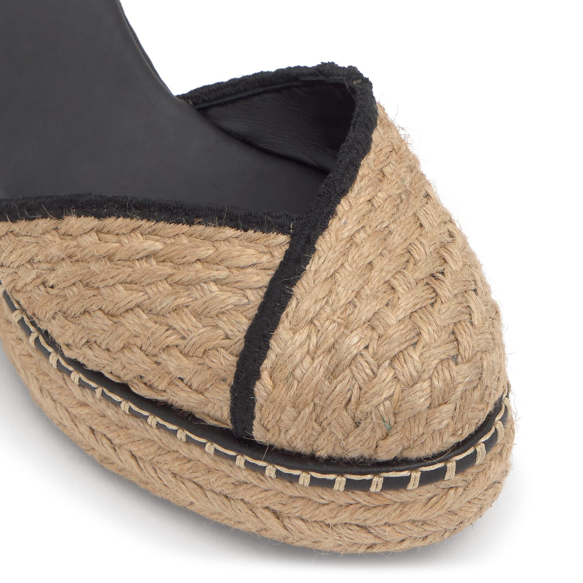 Alpargata Cova cuña forrada en yute trenzado con hebilla y escote en V