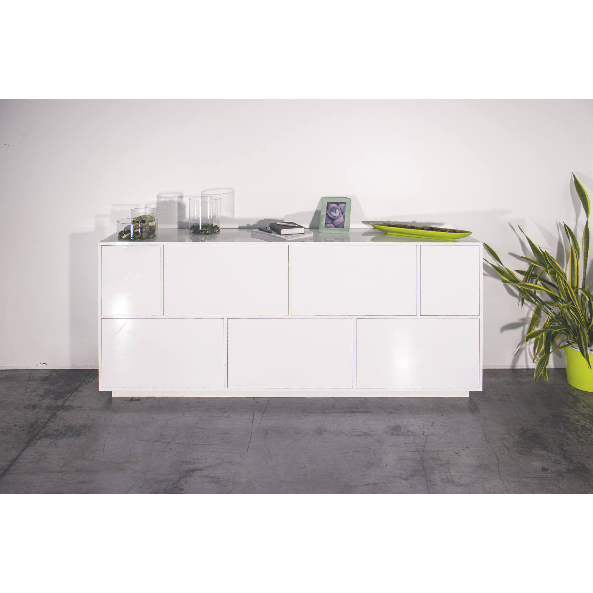 Credenza Virginio, Madia da cucina a 7 ante, Buffet da soggiorno, 100% Made in Italy, cm 200x41h86, Bianco lucido