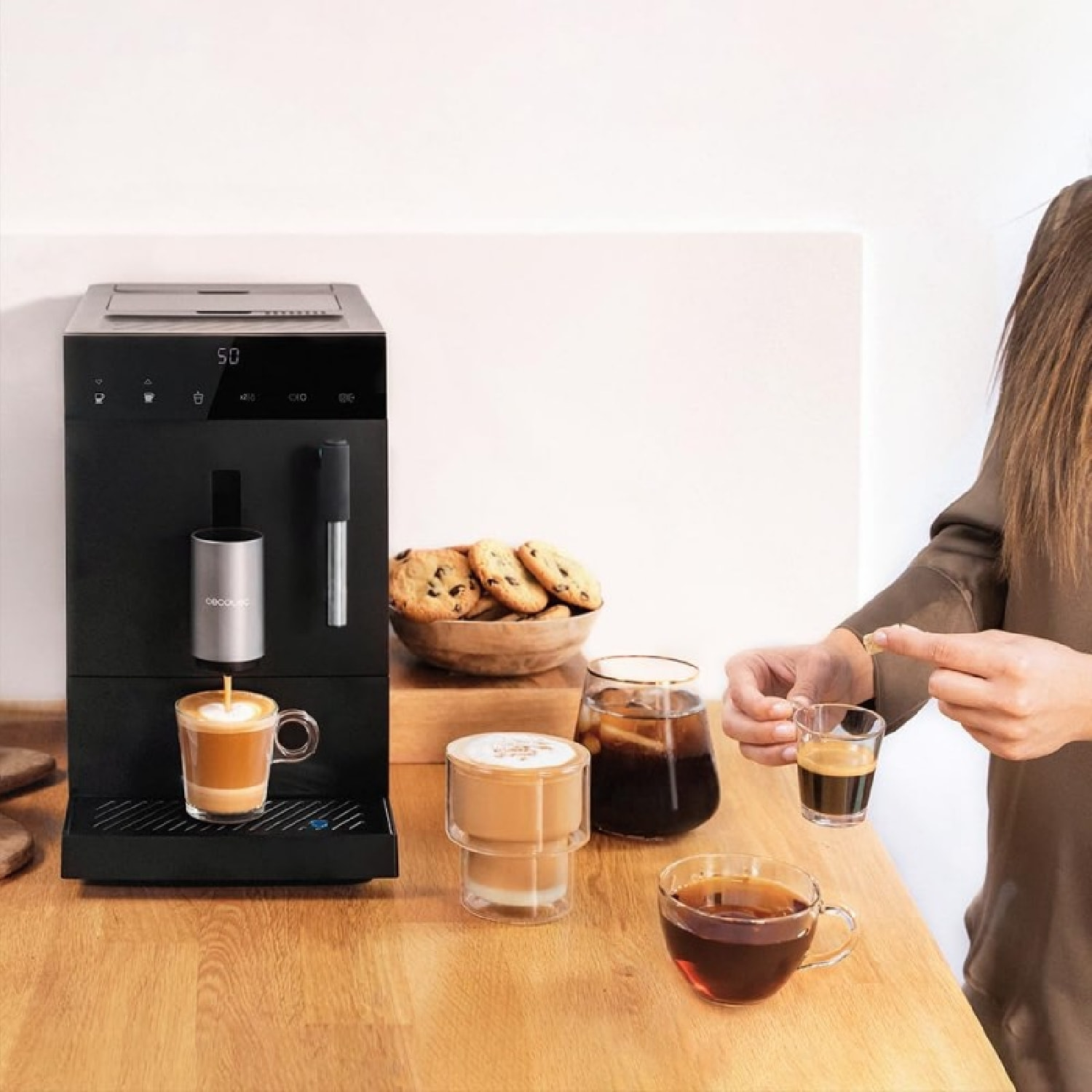 Cecotec Cafetera superautomática Cafetera Superautomática Cremmaet Compact Steam