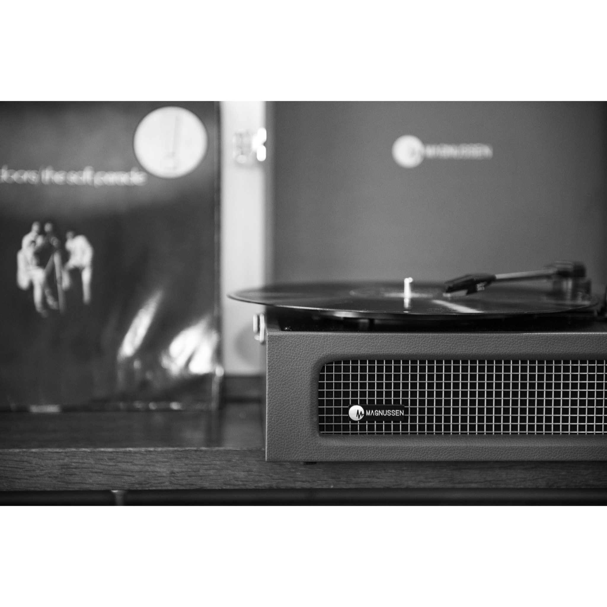Tocadiscos MAGNUSSEN T1 - Negro