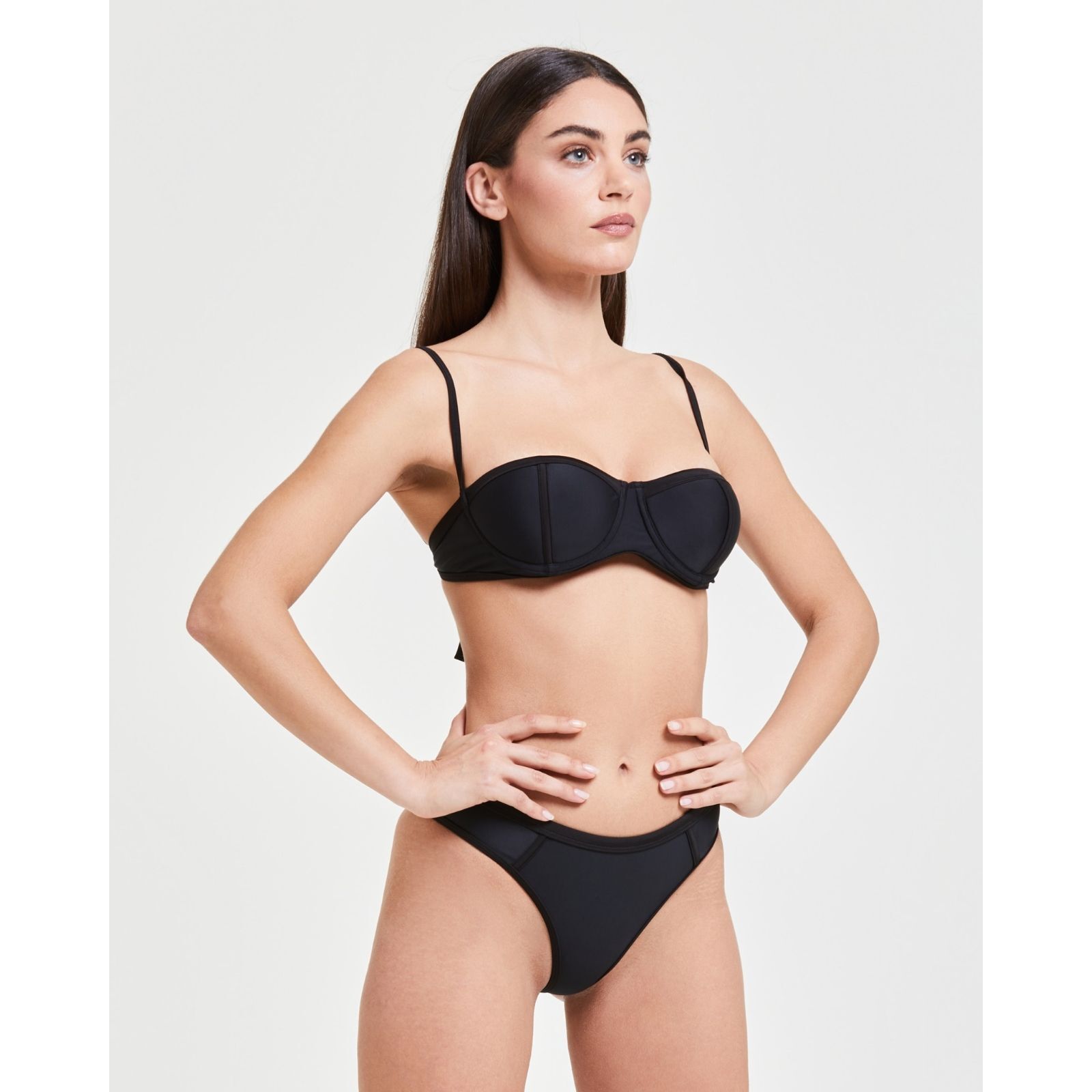 Pompea x Silvian Heach slip tinta unita