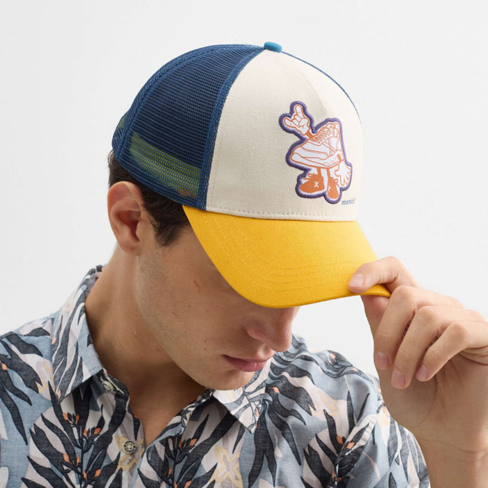 Gorra MUNICH trucker cartoon streetwear de algodón-poliéster tricolor