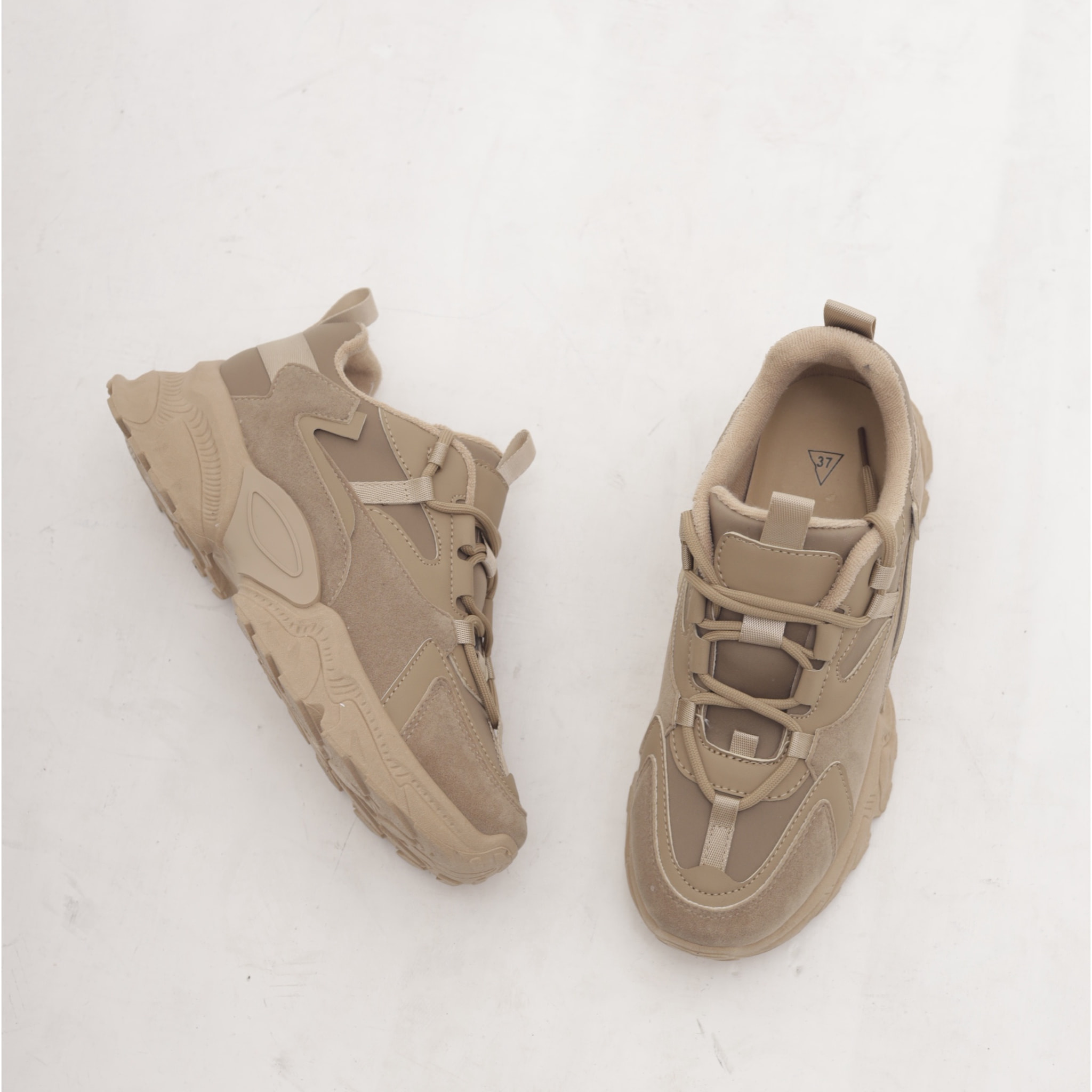 SNEAKERS TRACK TORTORA