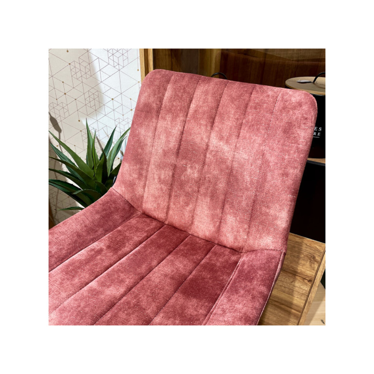 Tabouret de bar rembourré et capitonné en velours - EMMA 2