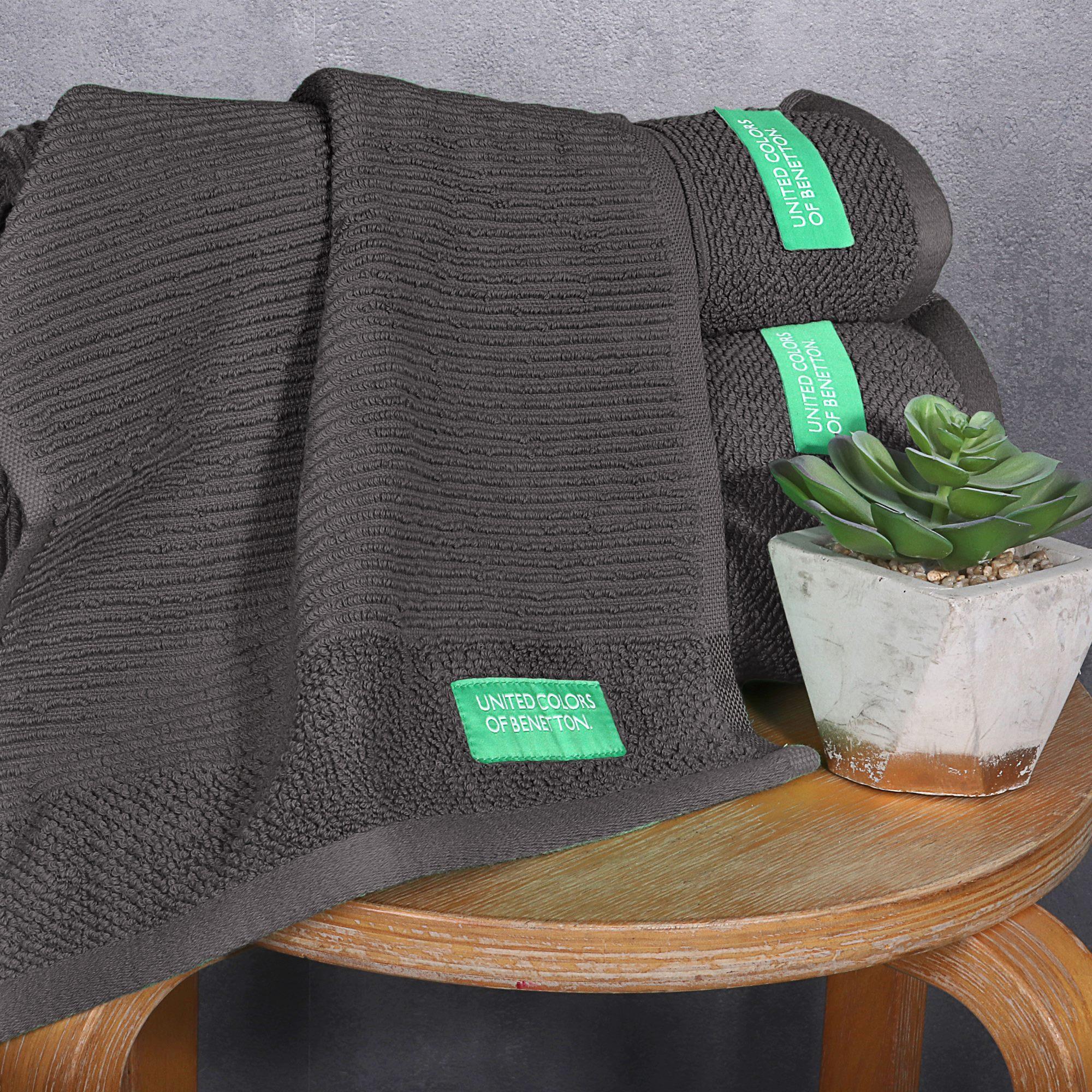 Set 3pcs toallas de baño  gris oscuro  benetton