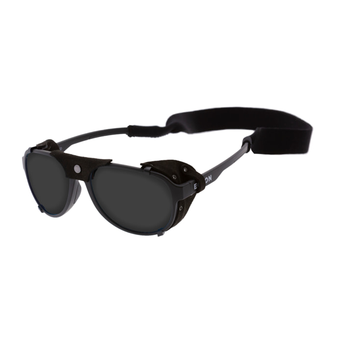 Gafas de sol de montaña ECOON modelo Makalu en color Marco negro con lente ahumada