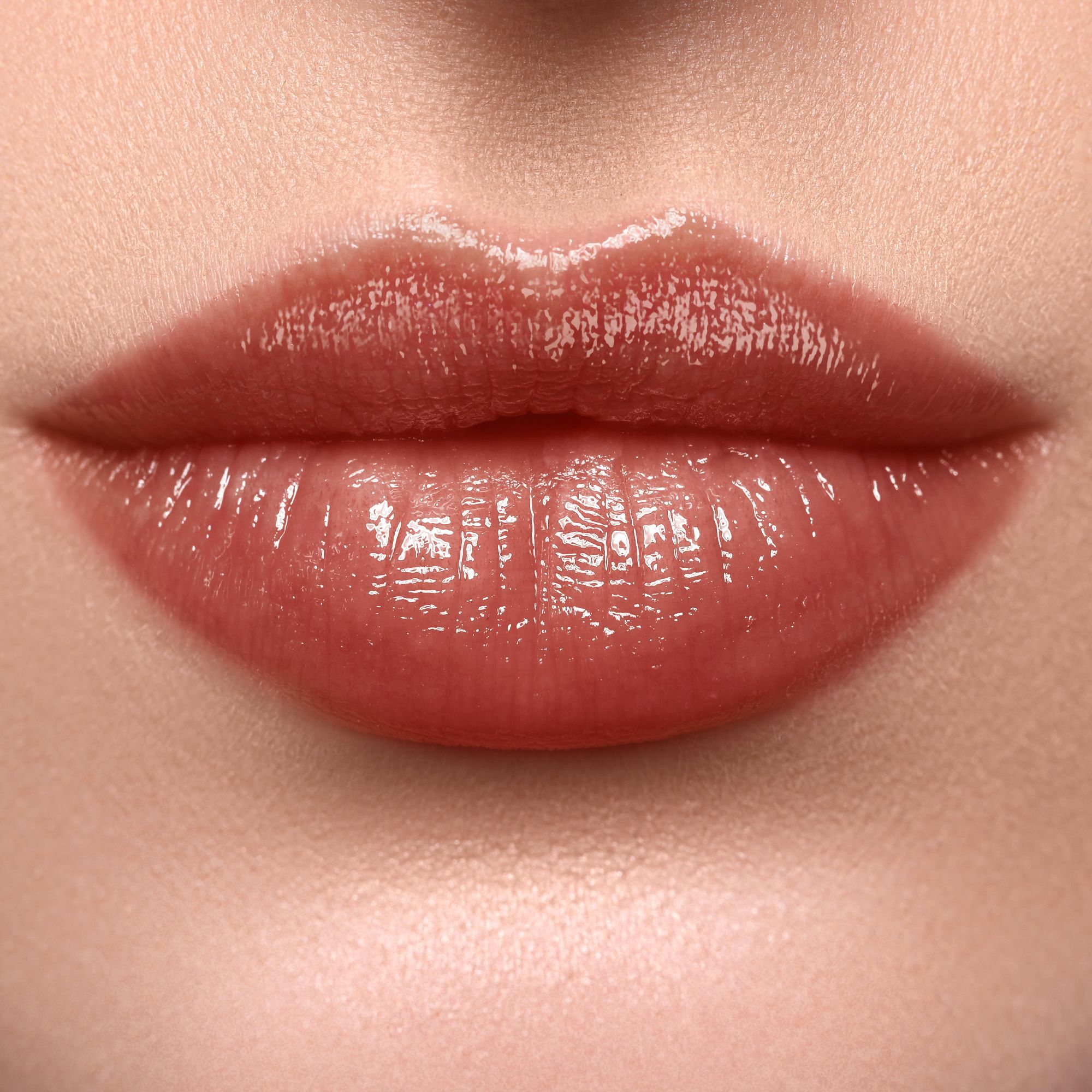 LIP GLAZE - GLASSY STICK Rossetto cremoso dal finish glossy.