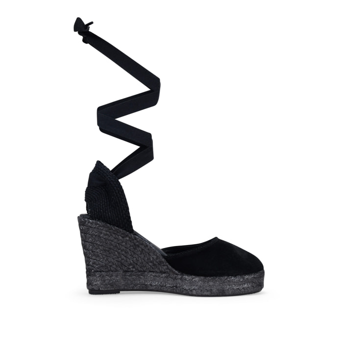 Alpargatas de piel con cuña negras y lazos para atar